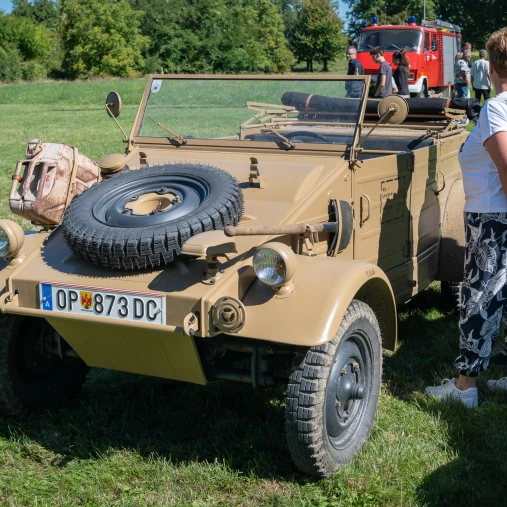 I. Veteránjármű-találkozó és szépségverseny