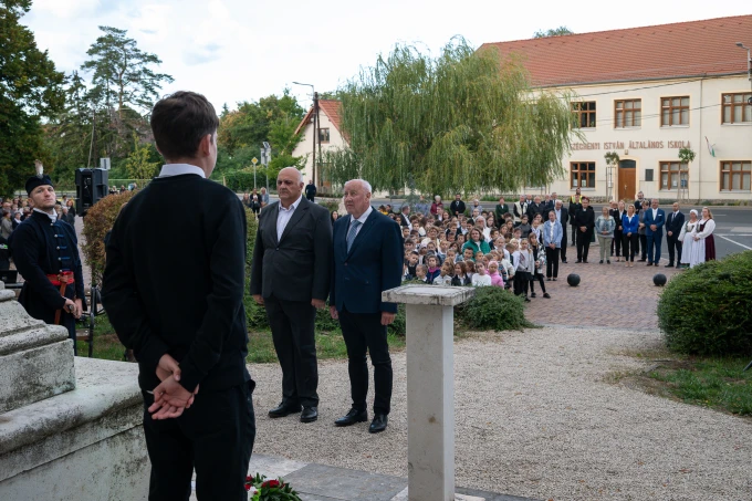 Széchenyi István születésének 235. évfordulója