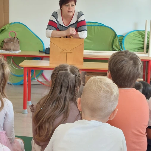 Papírszínház